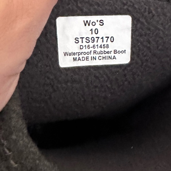 Sperry rubber and cloth winter and rain boots - Picture 8 of 10